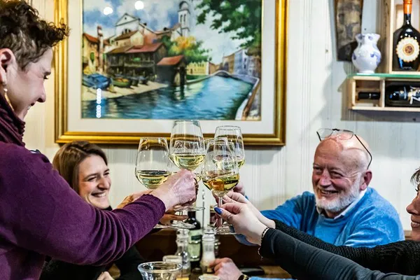 Venice Food Tour: Cannaregio's Hidden Gems & Local Bites