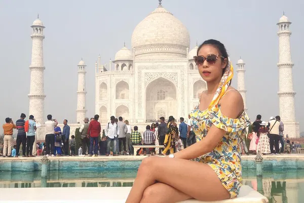 Unveiling the Taj: A Luxurious Private Day Trip from Delhi