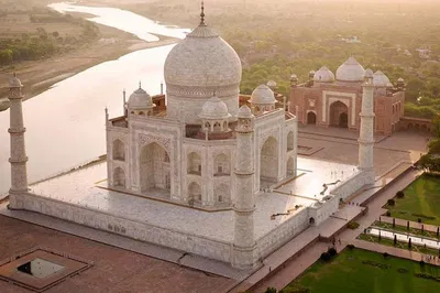 Agra Day Trip from Delhi: Taj Mahal & Cultural Activities