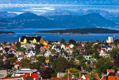 Discover Stavanger's Charm: A Personalized Walking Adventure