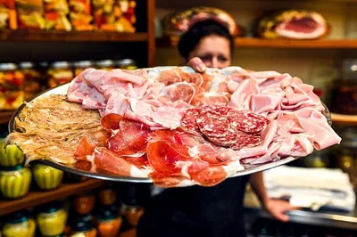 Bologna Food Tour: Secret Culinary Adventure!