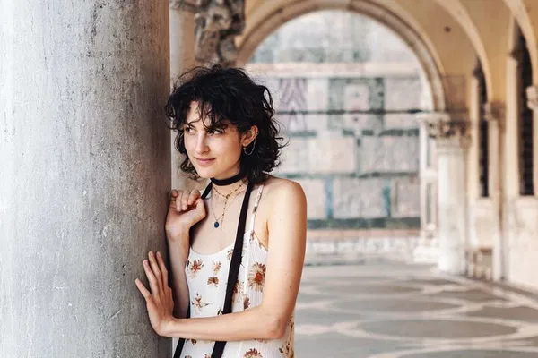 Capture Venice's Charm: Personalized Photoshoot Experience