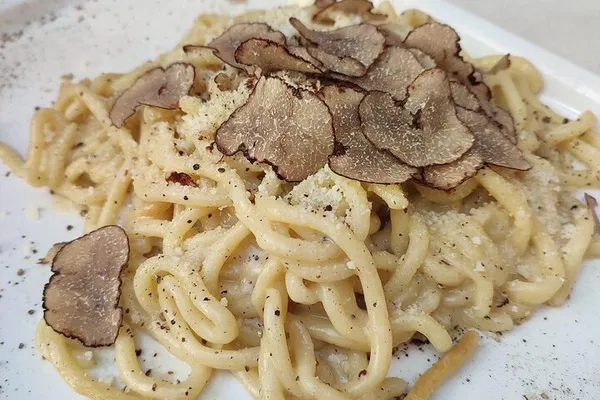 Florence Food Tour: Truffle Pasta, Steak & Wine