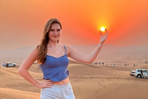 Dubai Evening Safari: BBQ, Shows & Optional Quad Bike