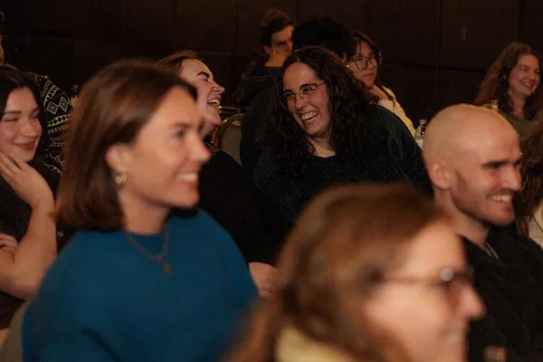 Berlin Comedy: Friday Funnies with FREE Shot!