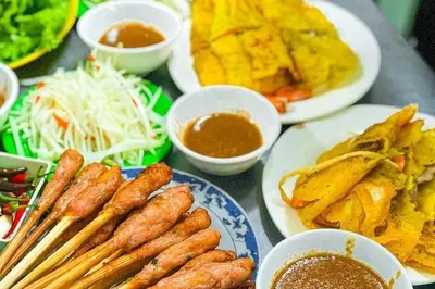 Savor Hoi An: Affordable Street Food Adventure