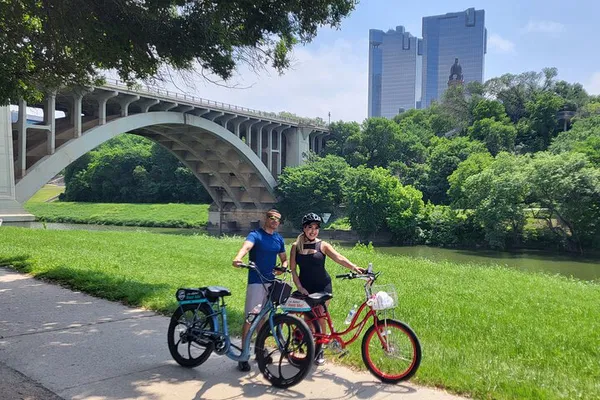 Discover Fort Worth's History: An E-Bike Adventure Along the Chisholm Trail
