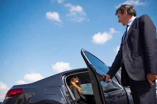 Berlin Private Car Service: Stress-Free Airport & Hotel Transfers