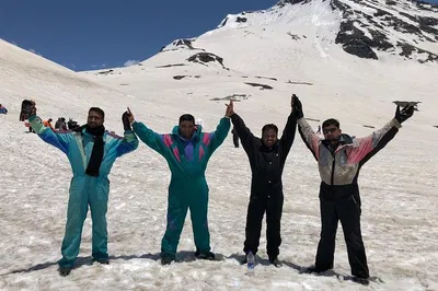 Discover Majestic Himalayas: 5-Day Kullu Manali Volvo Tour