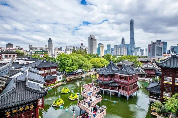Shanghai City Highlights: Private Day Tour - All Inclusive