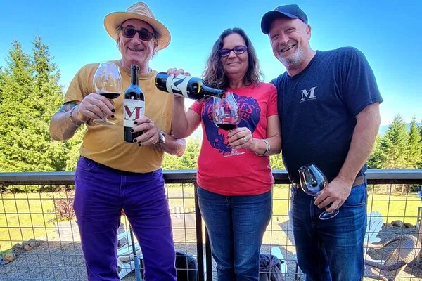 Willamette Valley Wine Tour: A Decadent Day of Pinot Noir