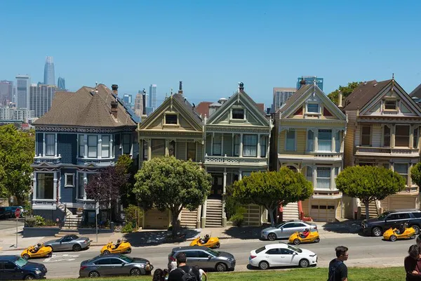 San Francisco's Iconic Views: A GoCar Adventure Through Painted Ladies & Twin Peaks