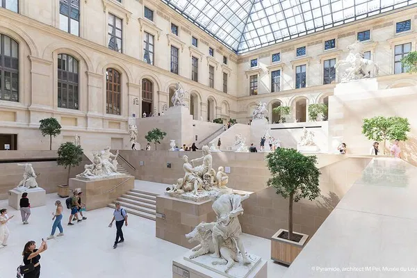Louvre Museum: Skip-the-Line Tickets & Audio Guide