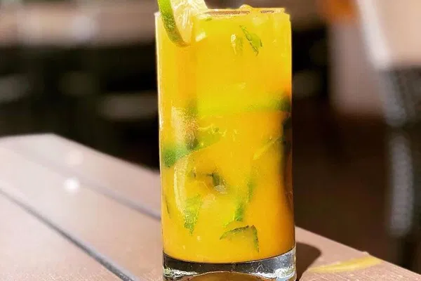 Delray Beach Food Tour: Sip, Savor & Explore!