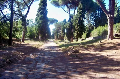 Uncover Rome's Secrets: Private Catacombs & Sightseeing Tour
