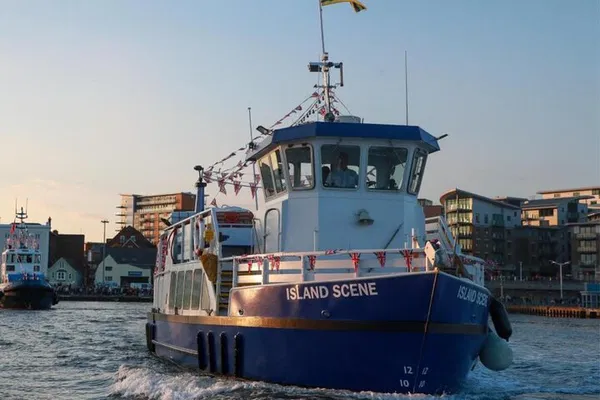 Poole Harbour Sunset Cruise: Views & Drinks