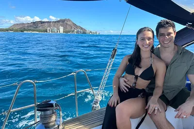 Waikiki Sunset Sail: Private Romantic Tour for Couples