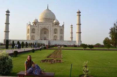 Sunrise Majesty: Private Taj Mahal & Agra Fort Tour from Delhi