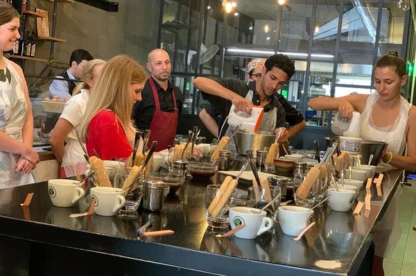 Florence Pasta & Tiramisu Class: Wine Included!