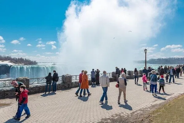 Niagara Falls Day Tour: Wine, Waterfalls & Wonder from Toronto!