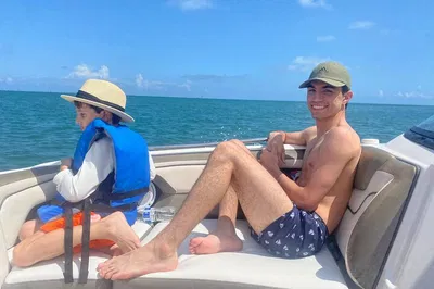Miami Speedboat Adventure: Private Day Cruise in Biscayne Bay