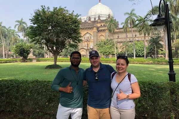 Mumbai's Marvels: A Private Full-Day Sightseeing Extravaganza