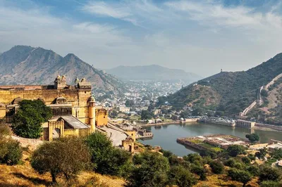 Unveiling Jaipur's Splendor: A Full-Day Cultural Immersion