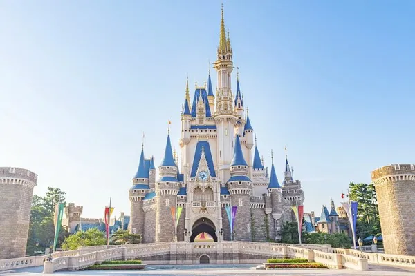 Unlock Magic: Tokyo Disneyland Adventure with Private Transfer!