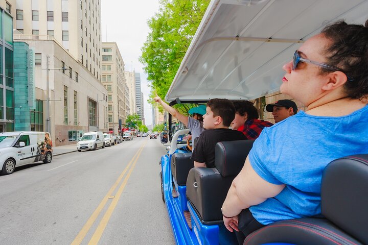 Dallas JFK Cruizer Tour: Uncover Hidden Gems & History!