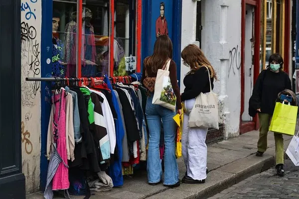 Step Back in Time: Dublin's Unforgettable Vintage Shopping Adventure