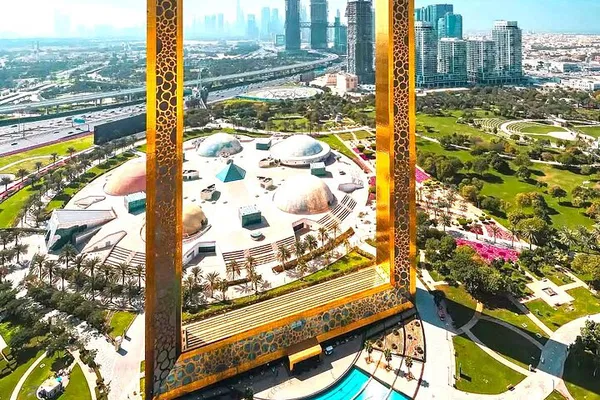 Dubai Frame Ticket: See Old & New Dubai!