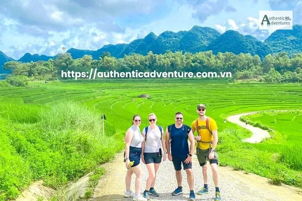 Pu Luong 1-Day Tour: Trek, Cave & Waterfalls