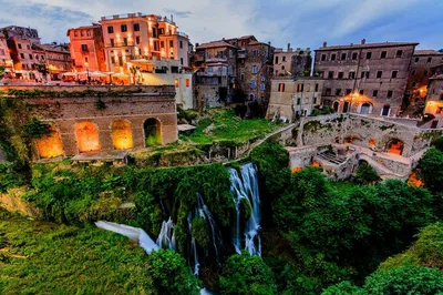 Tivoli Day Trip: Unveil Ancient Wonders with Private Roman Escape
