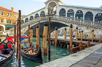 Venice Food Tour: Cicchetti & Wine Tasting at Rialto