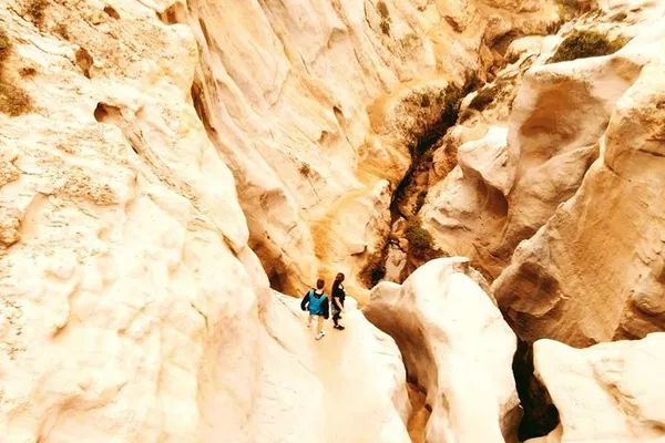 San Diego Slot Canyon & Pacific Views Hiking Tour