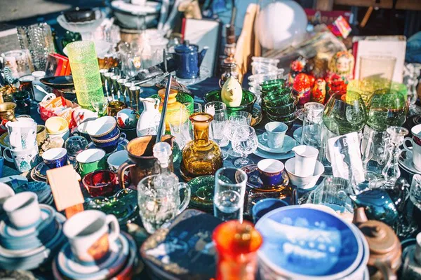 Helsinki Vintage Shopping: Local's Flea Market Tour