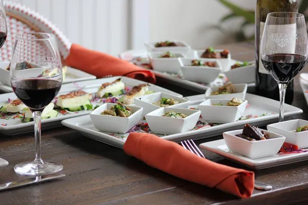 Healdsburg Wine & Food Tour: Taste the Best!