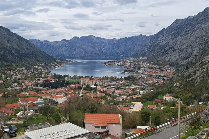 img0
