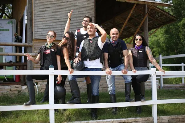 Mogan Mountain Horseback Adventure: A Scenic Trail Ride Escape