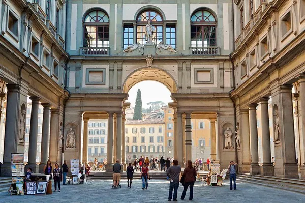 Unveiling Florence: David, Uffizi, and City Wonders - Satisfaction Guaranteed!