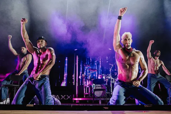 SIXX PAXX Berlin: Hottest Men's Show Night Out!