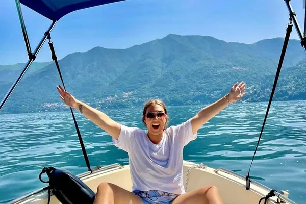 Lake Como Adventure: Captain Your Own Boat (No License Needed!)