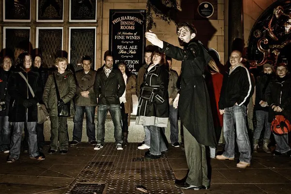 Liverpool Ghost Walk: Haunted Sites & Cemetery
