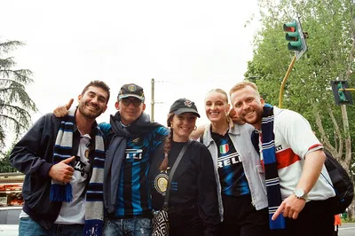 Milan Derby Experience: Join AC Milan or Inter with a Local Fan!