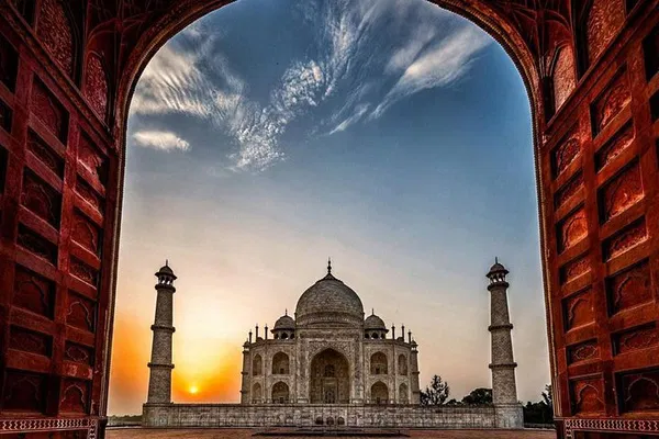 Discover India's Golden Triangle: A Luxurious 6-Day Cultural Journey