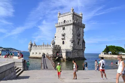 Madrid to Portugal & Andalucia 9-Day Tour