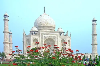 Taj Mahal Express: A Luxurious Day Trip from Delhi