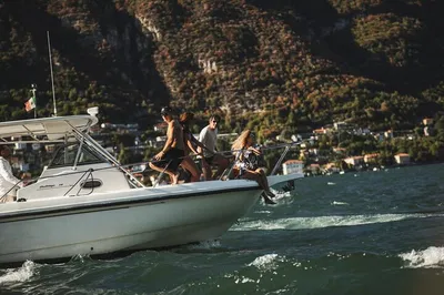 Lake Como Private Motorboat Cruise: Uncover Hidden Gems & Historic Villas