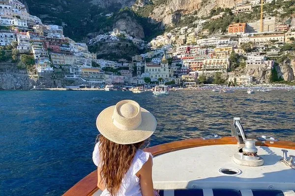 Amalfi Coast Boat Trip: Private Tour from Positano