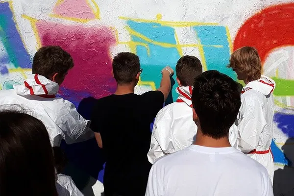 Unleash Your Inner Artist: Graffiti Workshop at Mauerpark!